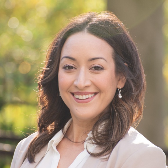 Meet your Posher, Ethiennette - Picture 1 of 5